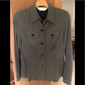 Max Studio Blazer/ Fitted Top 🌾